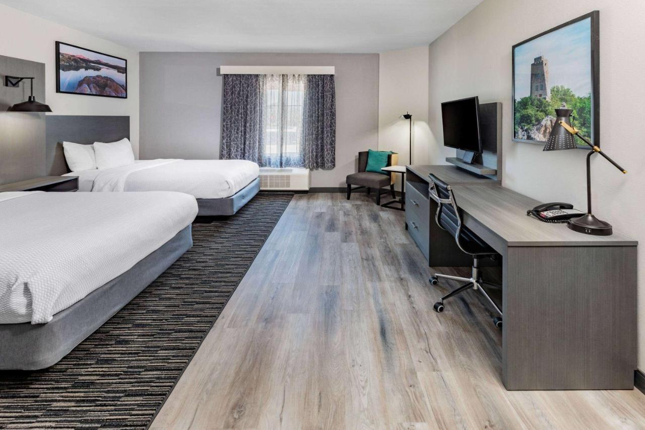 La Quinta Inn & Suites By Wyndham Ardmore Exteriér fotografie