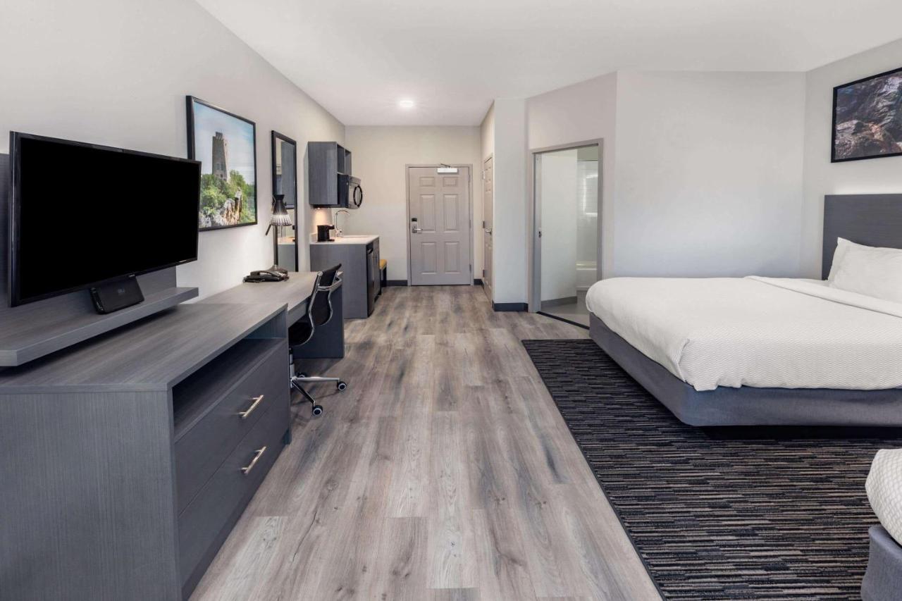 La Quinta Inn & Suites By Wyndham Ardmore Exteriér fotografie
