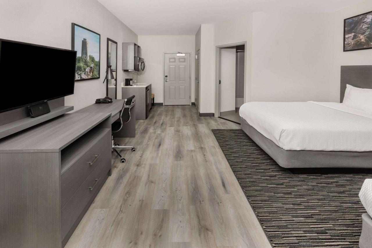 La Quinta Inn & Suites By Wyndham Ardmore Exteriér fotografie